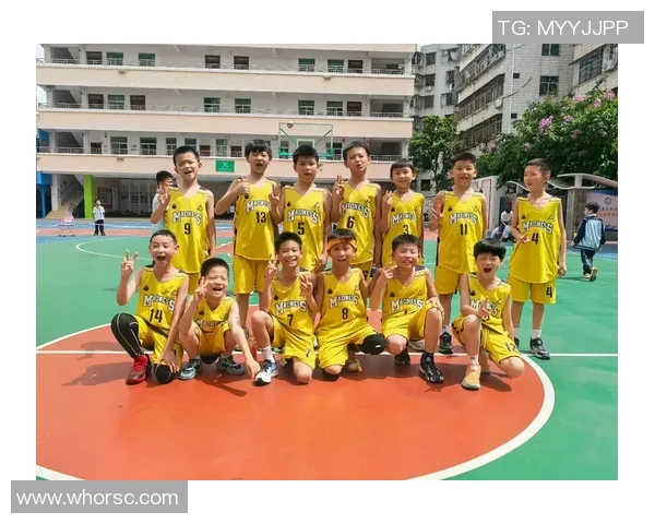 赛后分析：重庆篮球队与上海篮球队的团队协作表现及其影响因素探讨