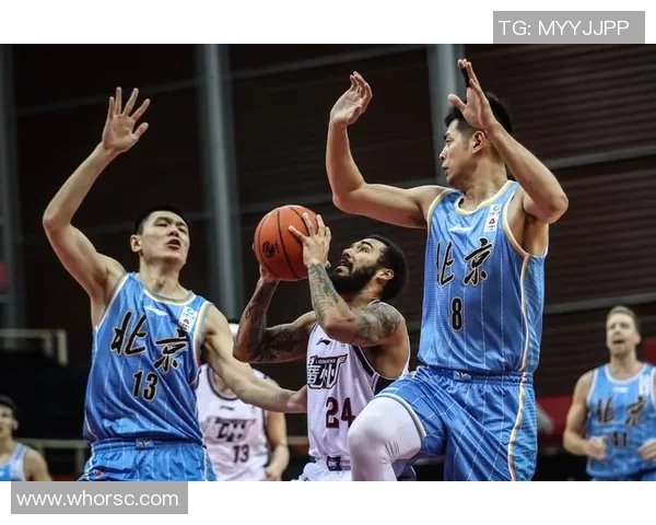 赛后分析:北京篮球队与广州篮球队实力对比及比赛亮点总结 赛后分析:北京篮球队与广州篮球队实力对比及比赛亮点总结