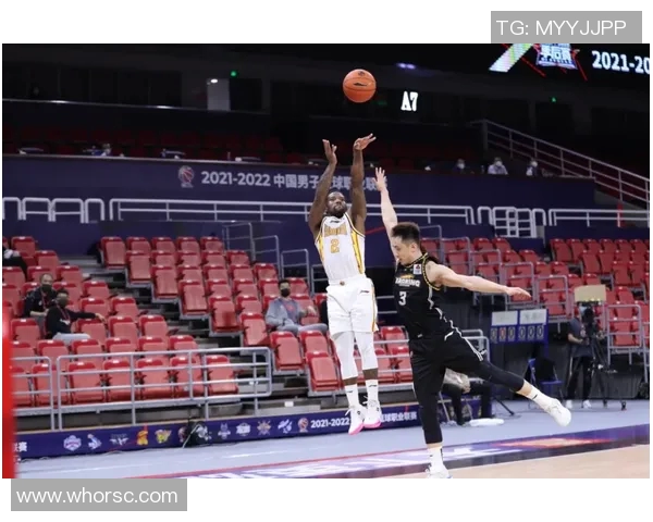 武汉篮球队与杭州篮球队赛后分析:力量对决的精彩瞬间与战术解析 武汉篮球队与杭州篮球队赛后分析:力量对决的精彩瞬间与战术解析