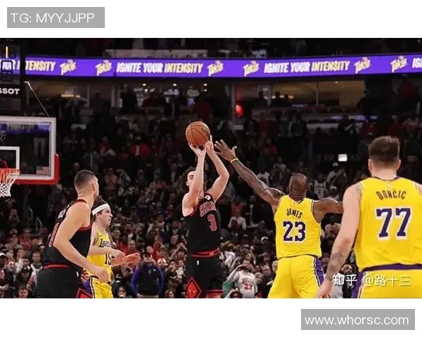 湖人公牛2020年对决回顾:经典比赛瞬间与精彩表现分析 湖人公牛2020年对决回顾:经典比赛瞬间与精彩表现分析