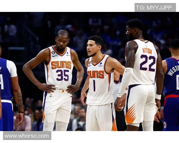 阿德莱德与流浪队激战正酣谁将赢得这场精彩对决 阿德莱德与流浪队激战正酣谁将赢得这场精彩对决