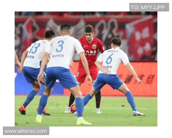 2017年上港与鲁能精彩对决集锦回顾展现足球魅力与激情瞬间 2017年上港与鲁能精彩对决集锦回顾展现足球魅力与激情瞬间